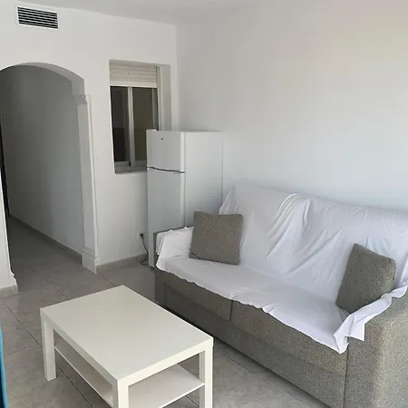 Apartmán Service Lazaro - Aguamarina 51 *